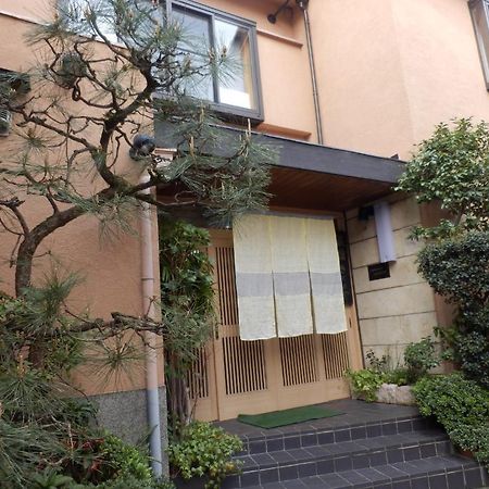 Kikunoya Ryokan Kanazawa Buitenkant foto