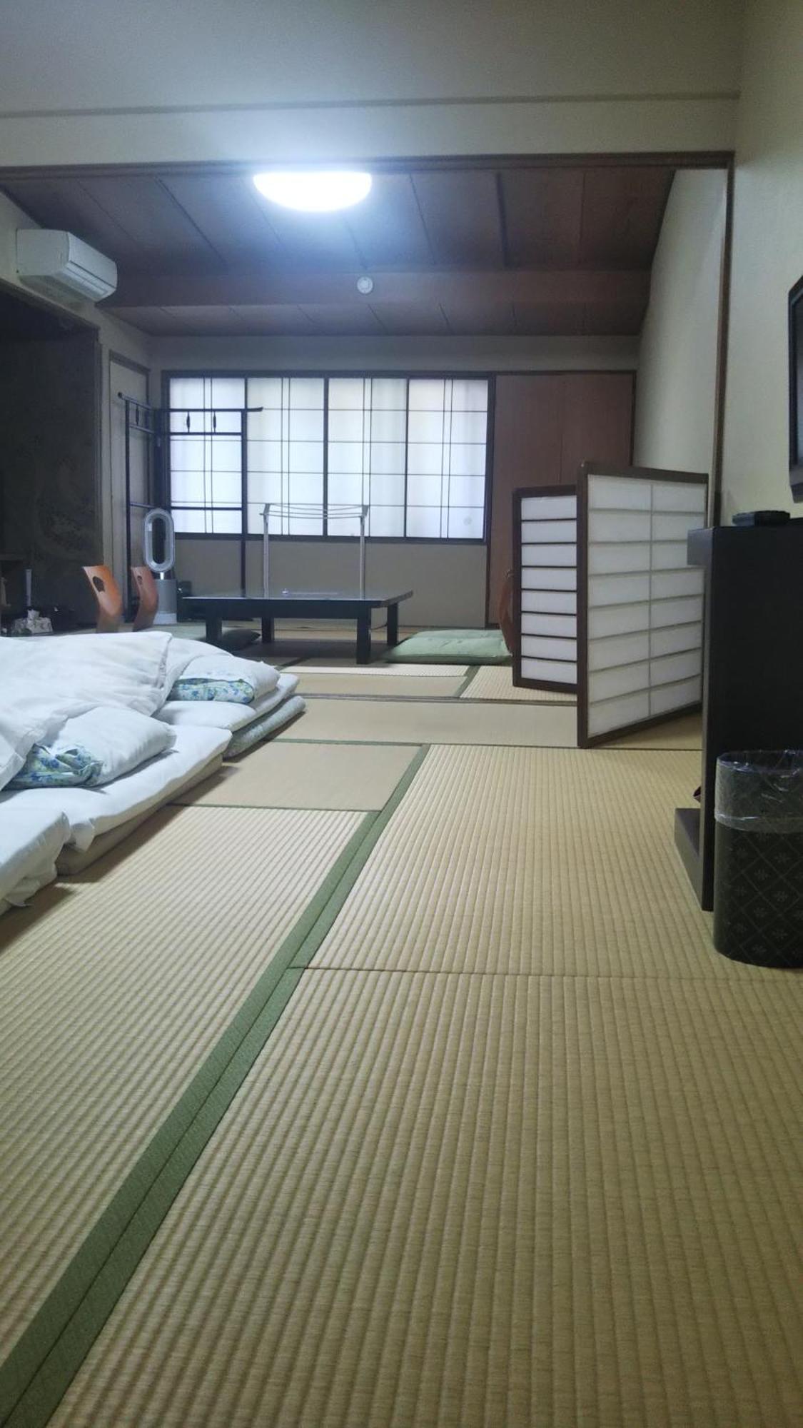Kikunoya Ryokan Kanazawa Buitenkant foto