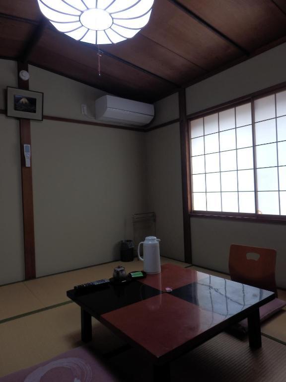Kikunoya Ryokan Kanazawa Buitenkant foto