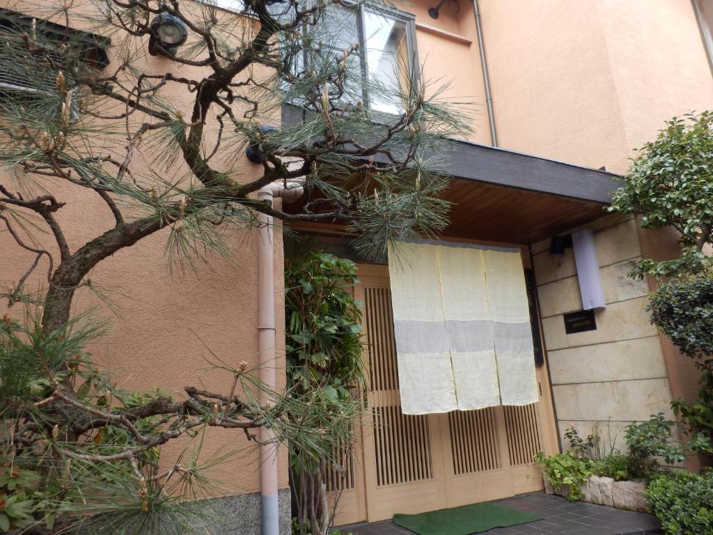 Kikunoya Ryokan Kanazawa Buitenkant foto